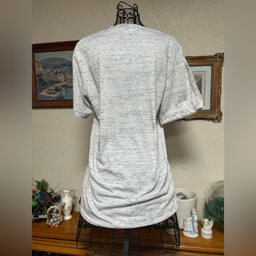 Asana BEAST MODE t shirt size S in grey and black - Picture 3 of 8